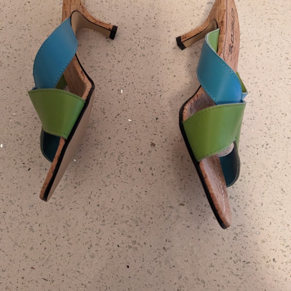 Sandals - Picture 6 of 7